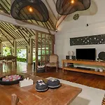 Villa Koyama By Villa Finder